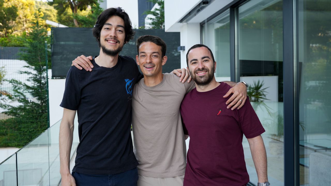 The Earleads team